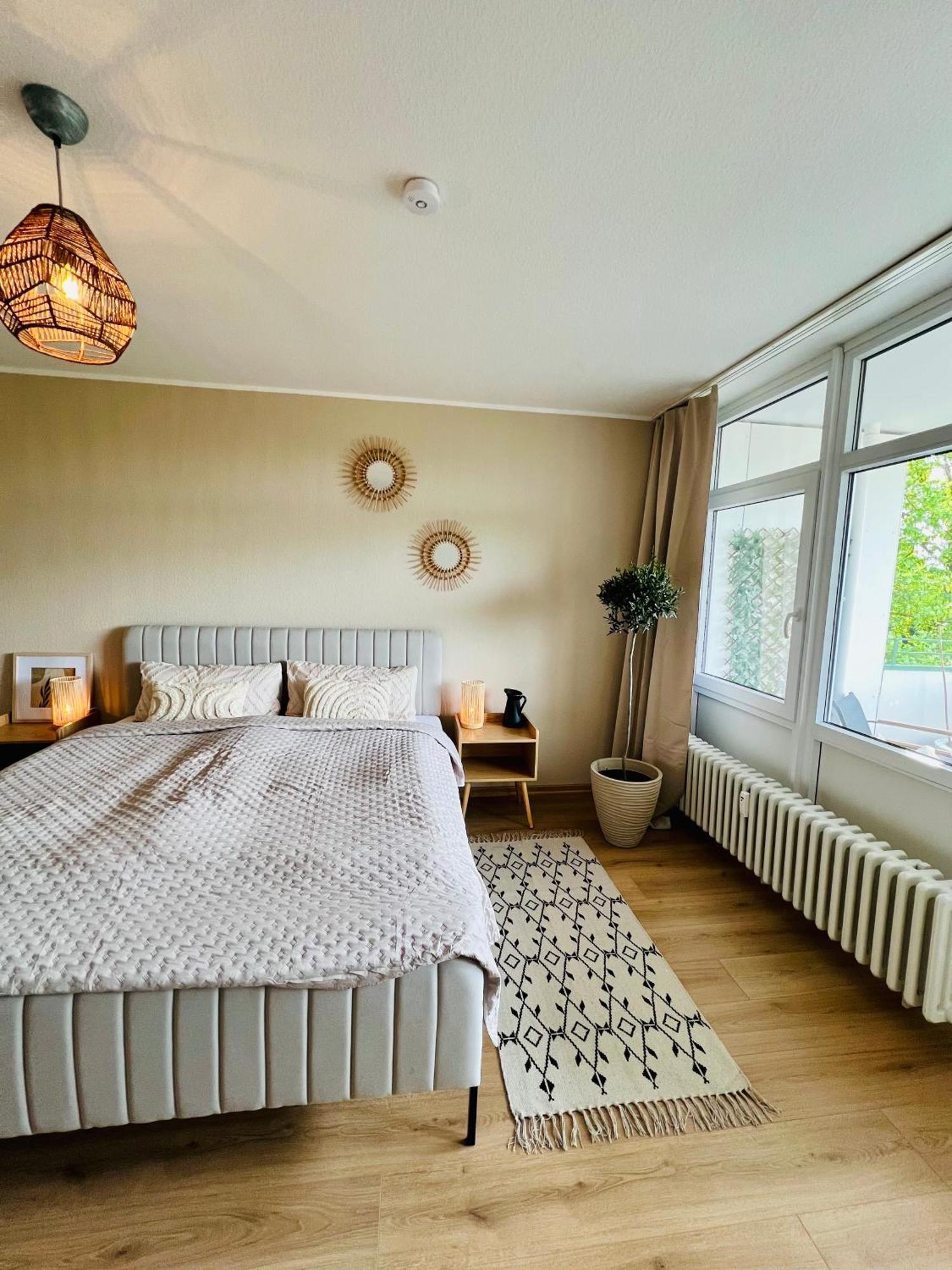 Up Wuljke19 Neu Renovierte Unterkunft Inkl.Pkw Stellplatz Emden Kültér fotó