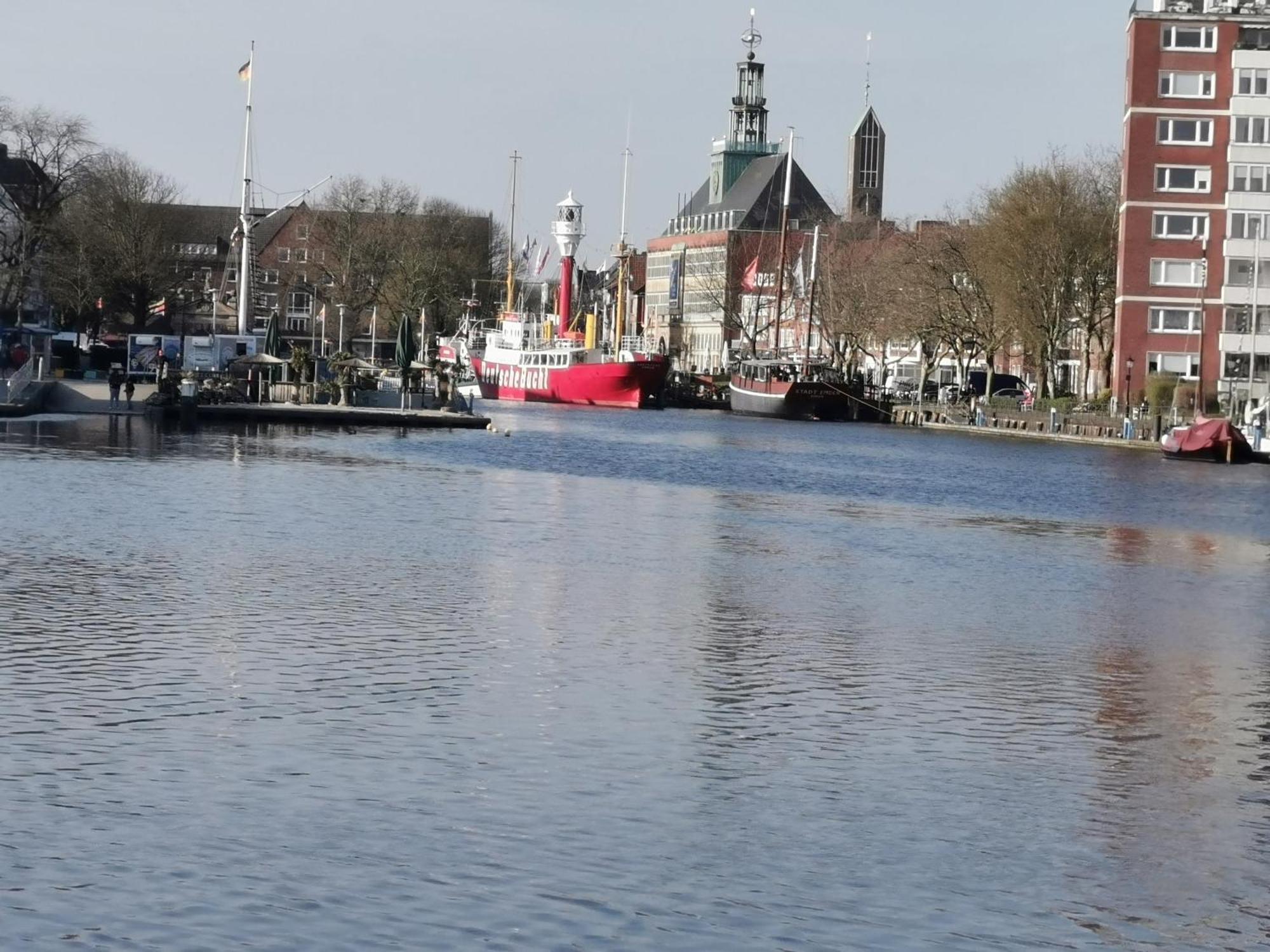 Up Wuljke19 Neu Renovierte Unterkunft Inkl.Pkw Stellplatz Emden Kültér fotó